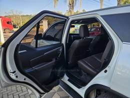 TOYOTA - HILUX SW4 - 2020/2020 - Branca - Sob Consulta