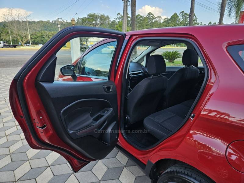 FORD - ECOSPORT - 2019/2019 - Vermelha - R$ 69.900,00