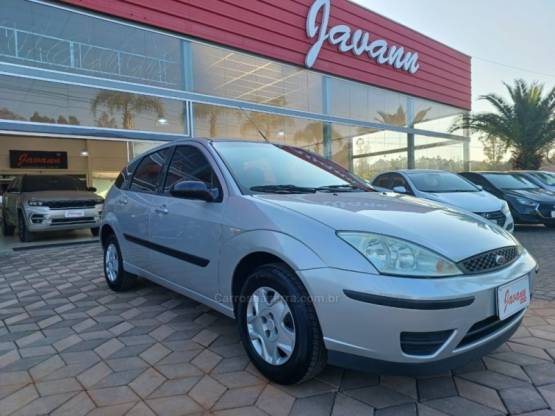 FORD - FOCUS - 2008/2009 - Prata - R$ 25.900,00