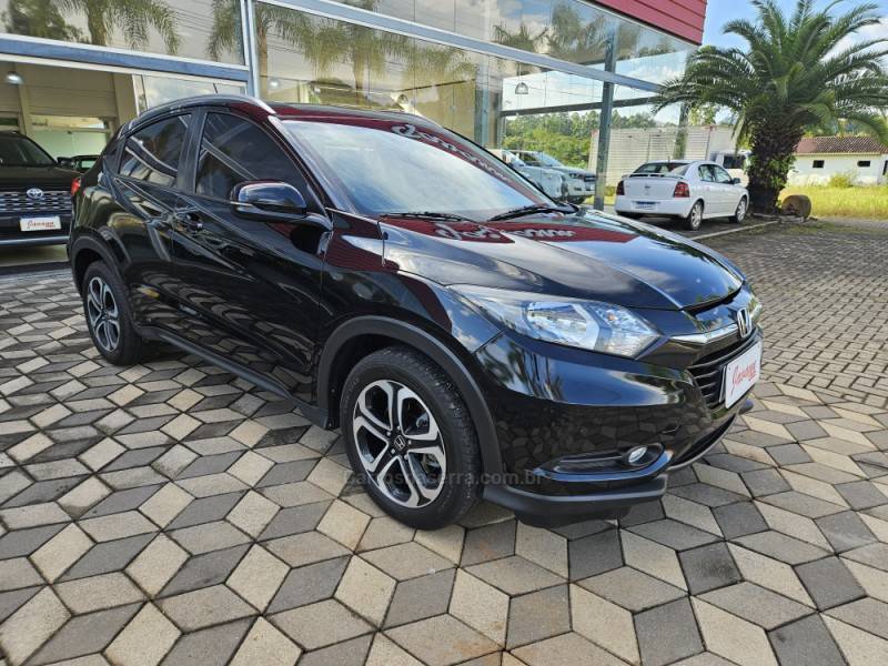 HONDA - HR-V - 2016/2016 - Preta - R$ 89.900,00