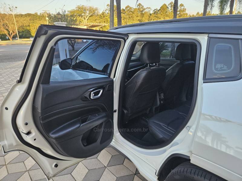 JEEP - COMPASS - 2024/2024 - Branca - R$ 187.900,00