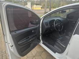 VOLKSWAGEN - FOX - 2012/2012 - Branca - R$ 39.900,00