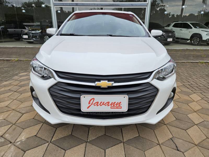 CHEVROLET - ONIX - 2020/2020 - Branca - R$ 74.900,00