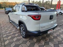 FIAT - TORO - 2018/2019 - Branca - R$ 119.900,00