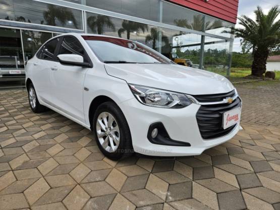 CHEVROLET - ONIX - 2020/2020 - Branca - R$ 74.900,00