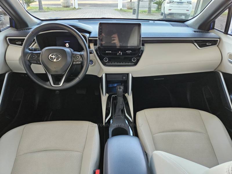 TOYOTA - COROLLA - 2023/2023 - Azul - R$ 166.900,00