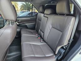 TOYOTA - HILUX SW4 - 2020/2020 - Branca - Sob Consulta