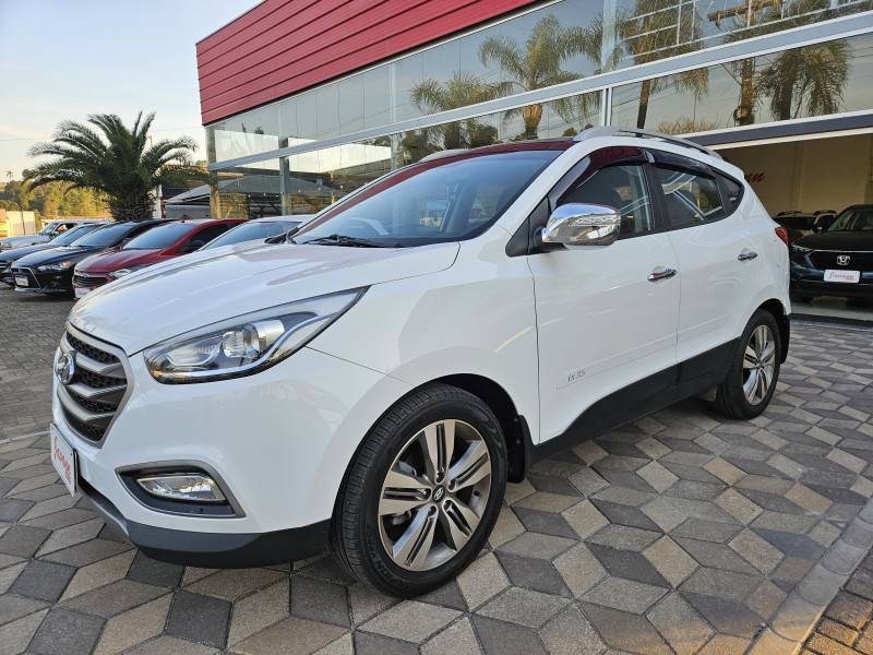 HYUNDAI - IX35 - 2017/2017 - Branca - R$ 87.900,00