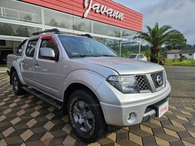 NISSAN - FRONTIER - 2012/2012 - Prata - R$ 89.900,00