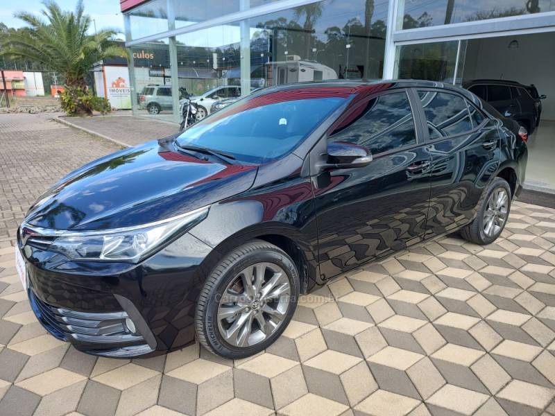 TOYOTA - COROLLA - 2019/2019 - Preta - Sob Consulta