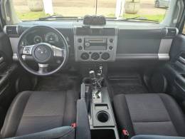 TOYOTA - FJCRUISER - 2007/2007 - Prata - R$ 269.900,00