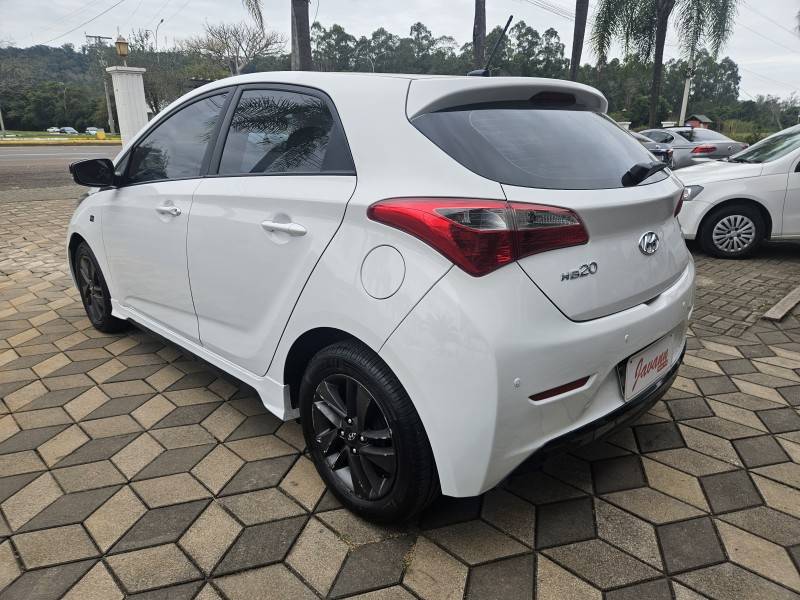 HYUNDAI - HB20 - 2015/2015 - Branca - Sob Consulta