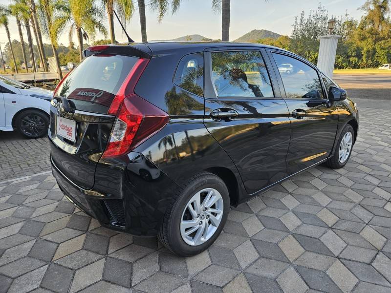 HONDA - FIT - 2017/2017 - Preta - R$ 68.900,00