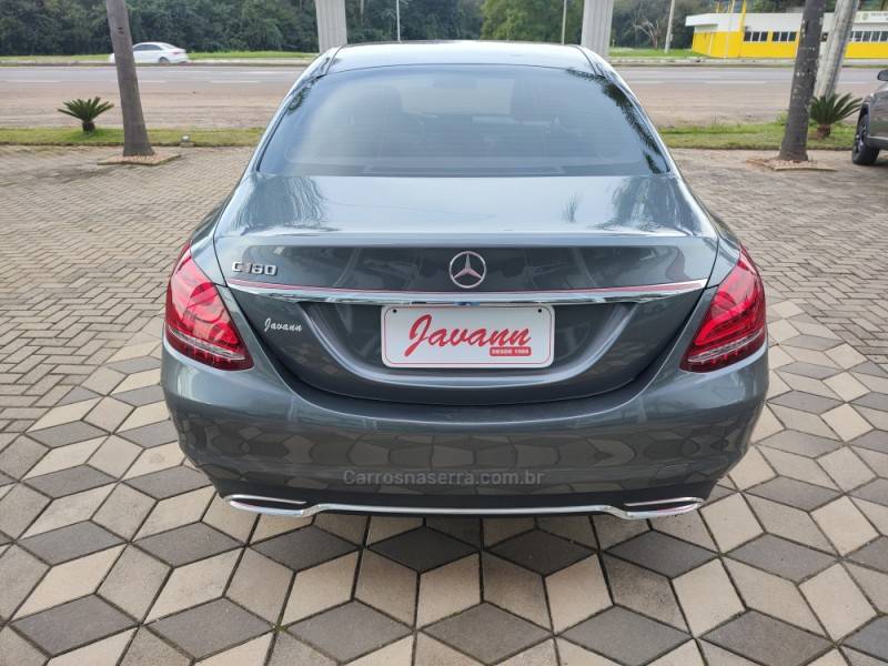 MERCEDES-BENZ - C 180 - 2017/2017 - Cinza - R$ 116.900,00
